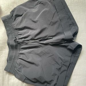Lululemon spring breaker short